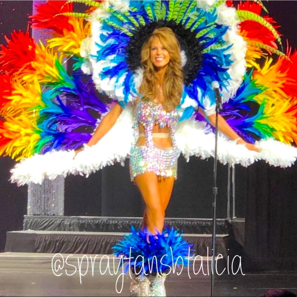 Costume Miami Feather Belinda, headdress, anklets and arm bands.